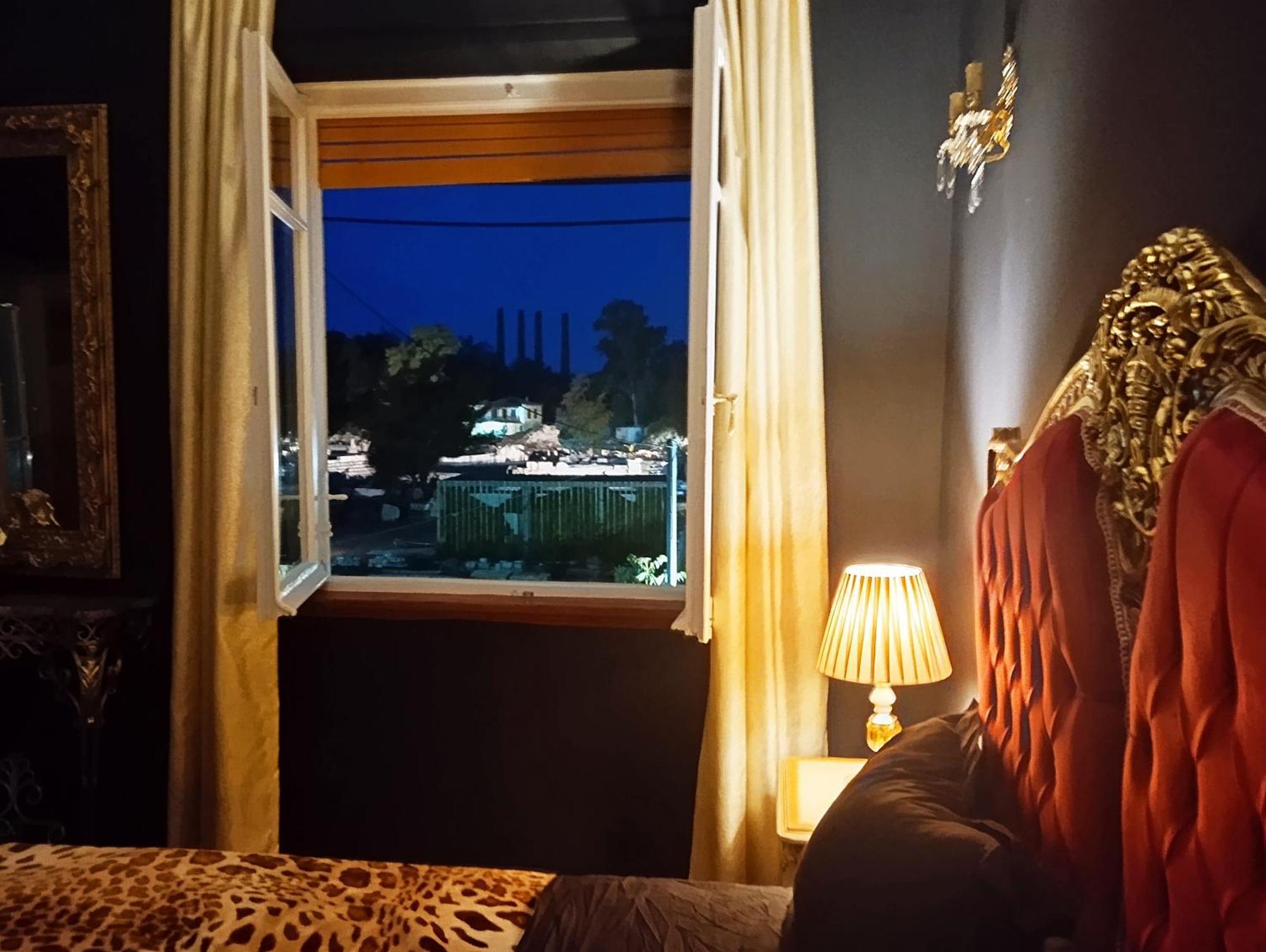 Iris Baroque Apartment Eleusis Zewnętrze zdjęcie