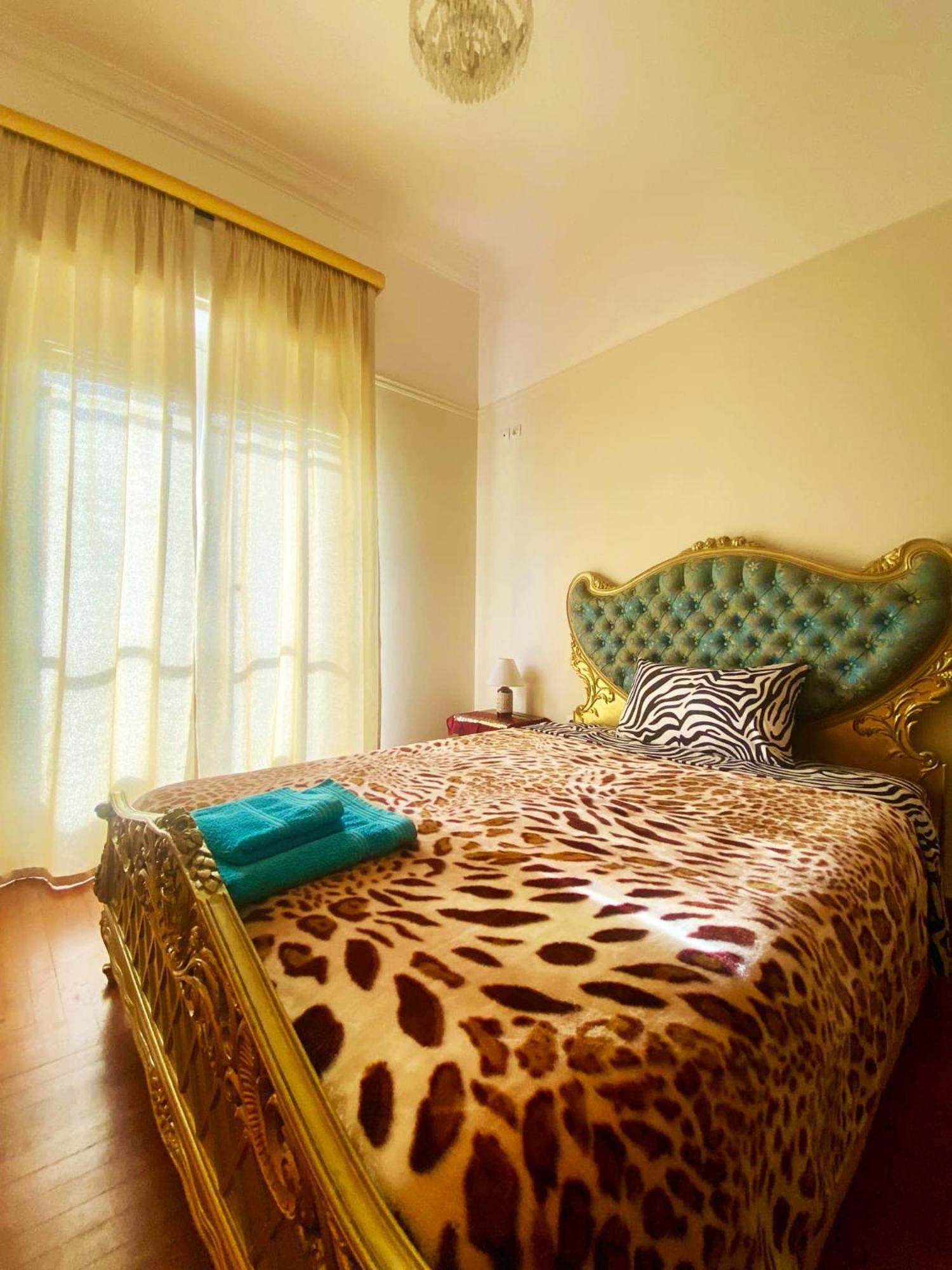 Iris Baroque Apartment Eleusis Zewnętrze zdjęcie